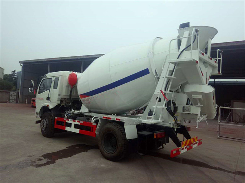运隆6方搅拌车