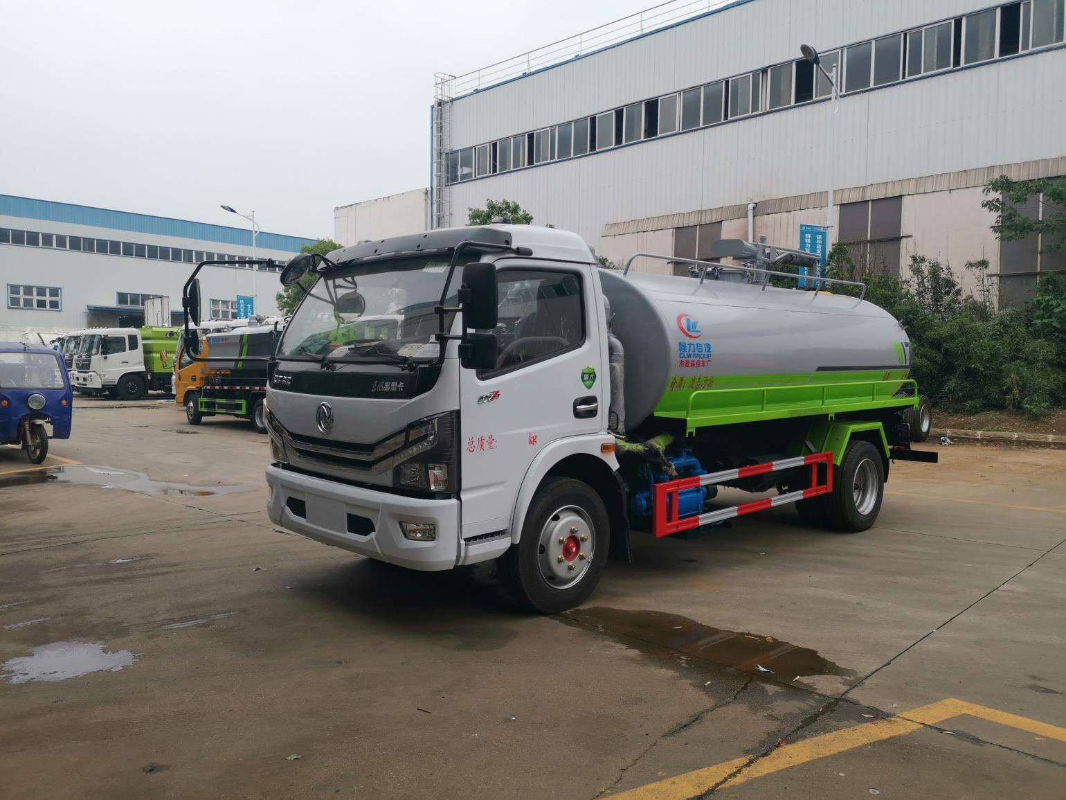 程力8方吸粪车